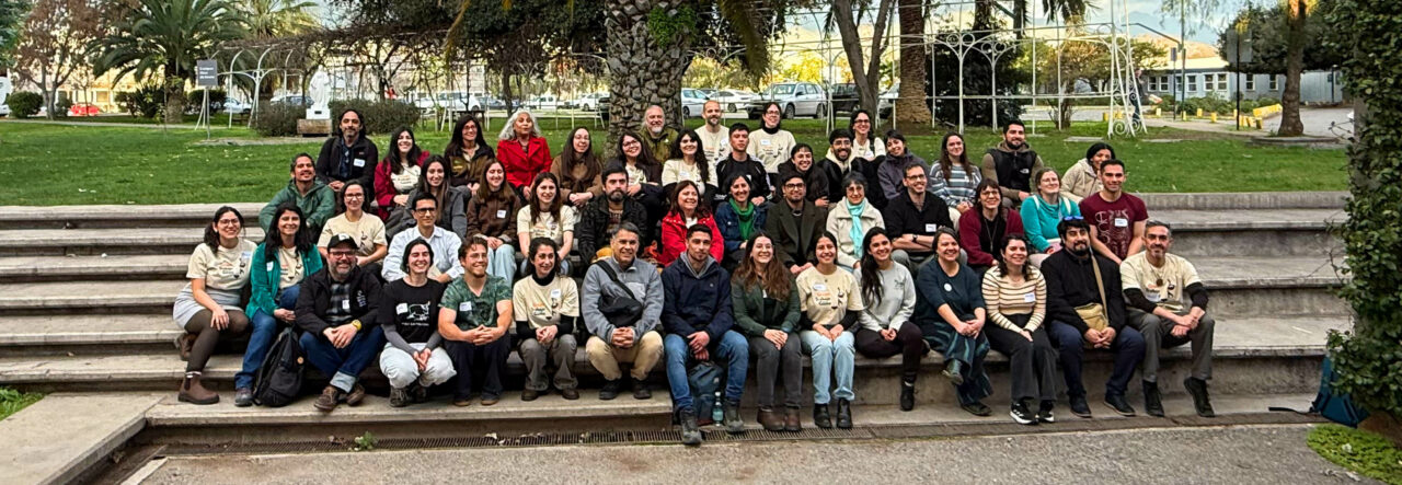 Investigadoras ULagos destacan en seminario binacional sobre conservación de la güiña en Santiago